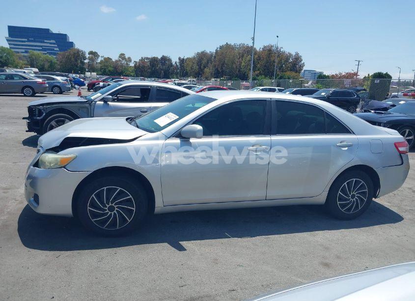 Photo 14 of 2010 Toyota Camry LE/SE/XLE (VIN 4T4BF3EK3AR048896)