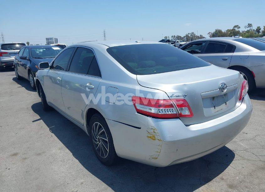 Photo 3 of 2010 Toyota Camry LE/SE/XLE (VIN 4T4BF3EK3AR048896)