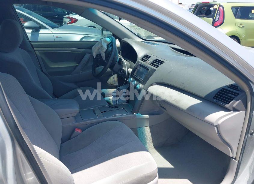 Photo 5 of 2010 Toyota Camry LE/SE/XLE (VIN 4T4BF3EK3AR048896)