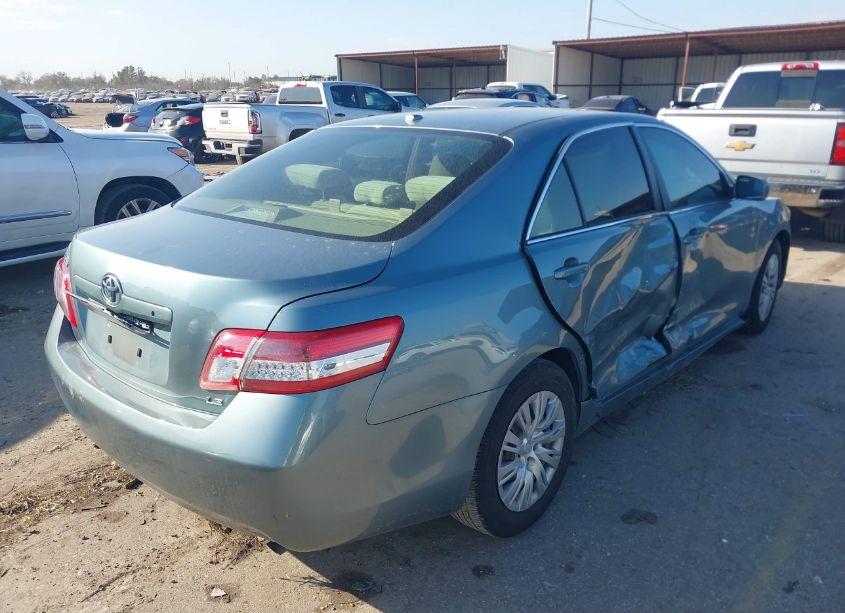 Photo 4 of 2010 Toyota Camry LE (VIN 4T4BF3EK3AR051295)