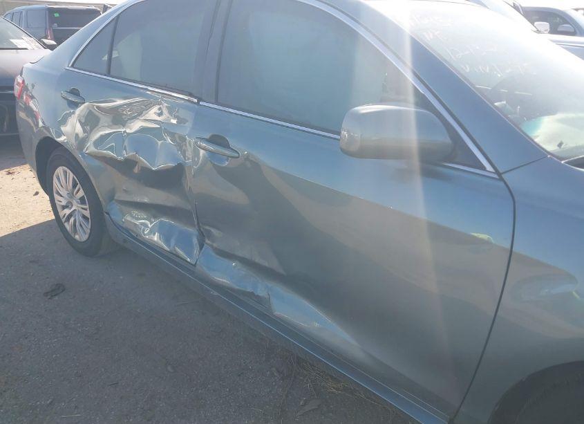 Photo 6 of 2010 Toyota Camry LE (VIN 4T4BF3EK3AR051295)