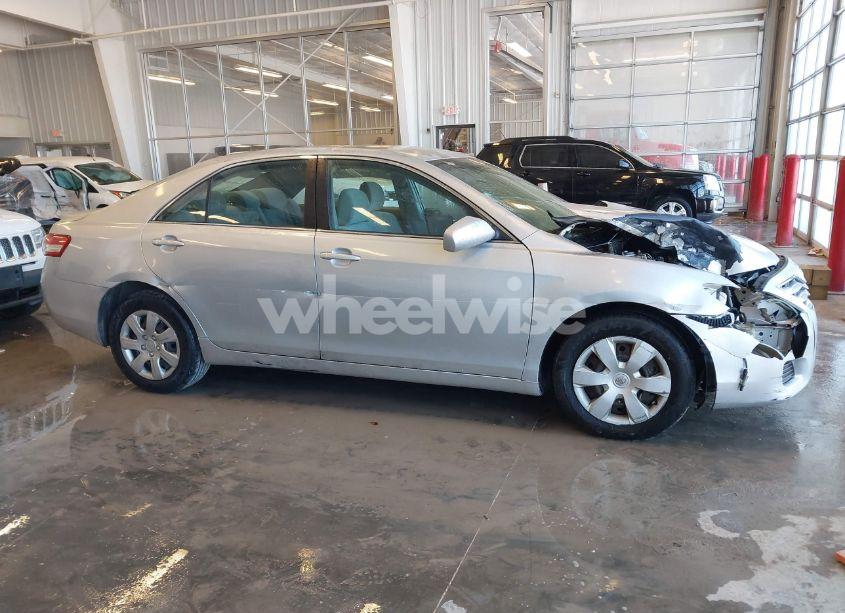 Photo 13 of 2010 Toyota Camry LE (VIN 4T4BF3EK3AR056738)