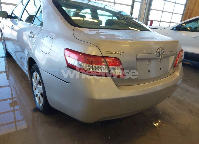 Photo 17 of 2010 Toyota Camry LE (VIN 4T4BF3EK3AR056738)