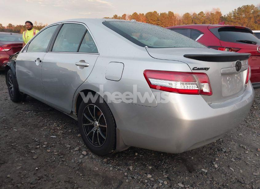Photo 3 of 2010 Toyota Camry LE (VIN 4T4BF3EK3AR064953)
