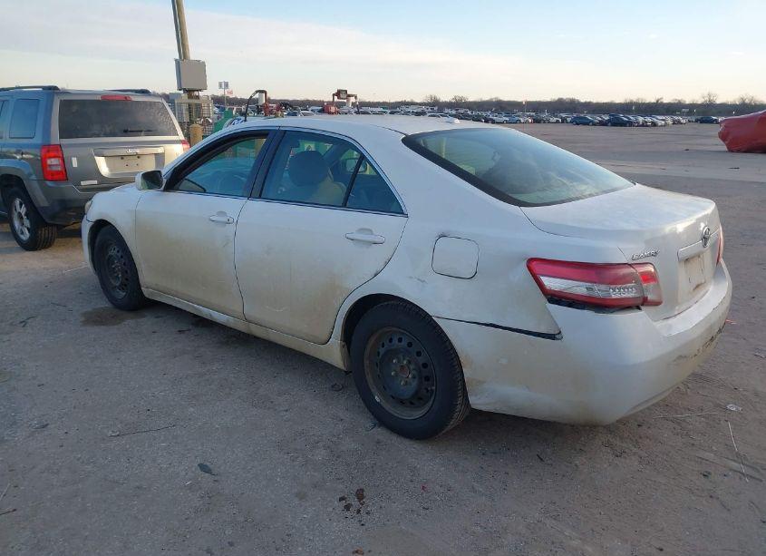 Photo 3 of 2010 Toyota Camry LE (VIN 4T4BF3EK3AR073006)