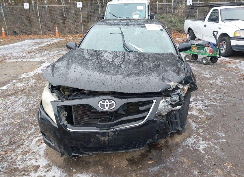 Photo 11 of 2010 Toyota Camry LE (VIN 4T4BF3EK3AR077248)