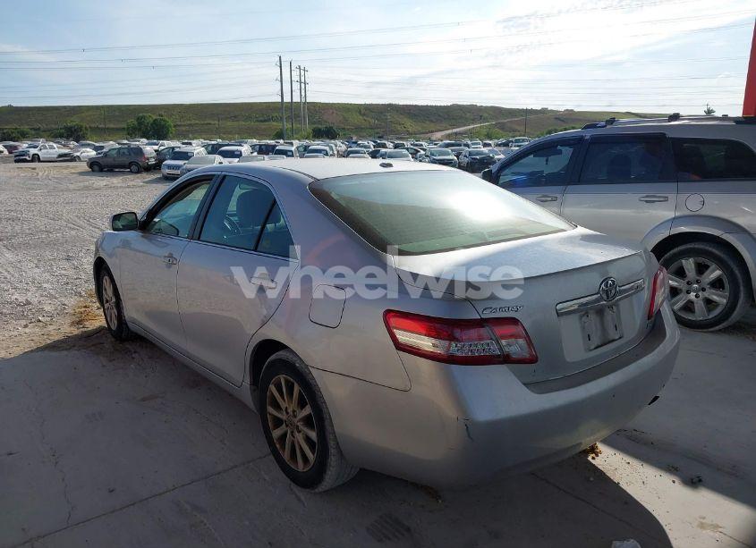 Photo 3 of 2011 Toyota Camry XLE (VIN 4T4BF3EK3BR100593)