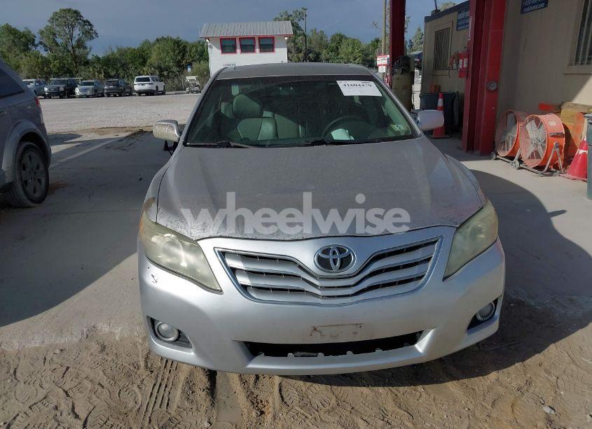 Photo 6 of 2011 Toyota Camry XLE (VIN 4T4BF3EK3BR100593)