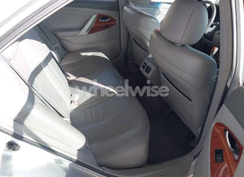 Photo 8 of 2011 Toyota Camry XLE (VIN 4T4BF3EK3BR100593)