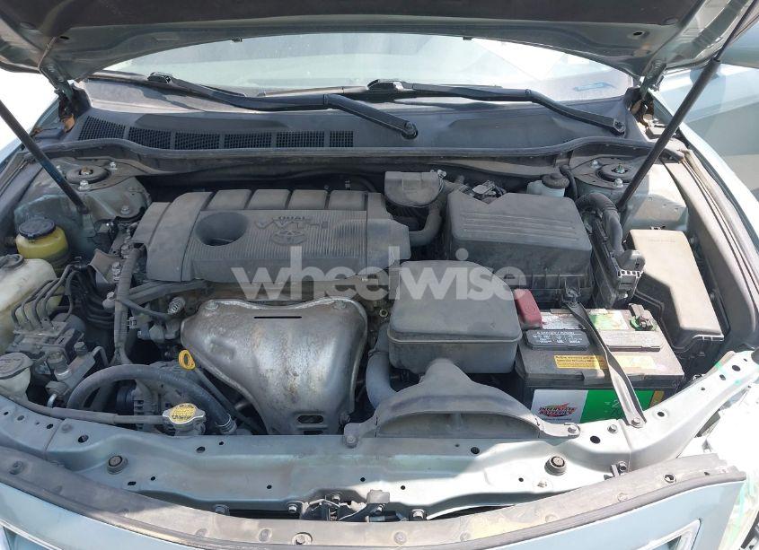 Photo 10 of 2011 Toyota Camry LE (VIN 4T4BF3EK3BR102120)