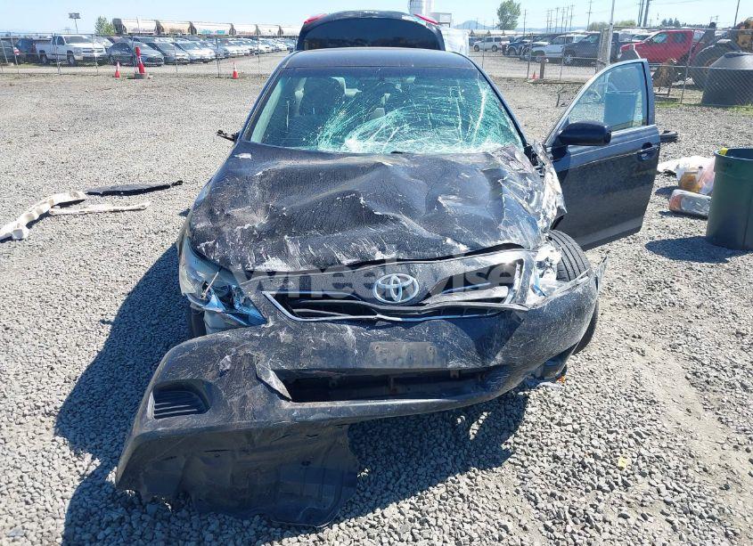 Photo 6 of 2011 Toyota Camry LE (VIN 4T4BF3EK3BR113070)