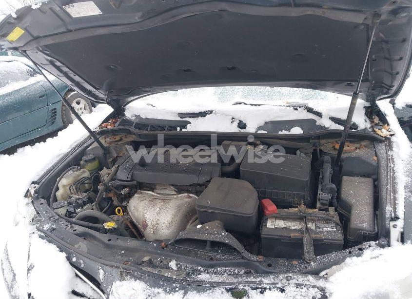 Photo 10 of 2011 Toyota Camry LE (VIN 4T4BF3EK3BR117720)