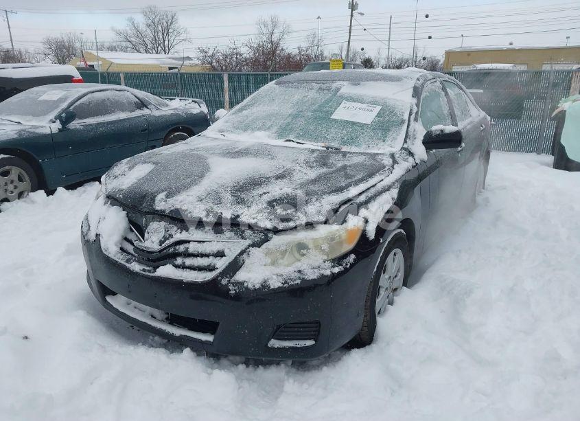 Photo 12 of 2011 Toyota Camry LE (VIN 4T4BF3EK3BR117720)
