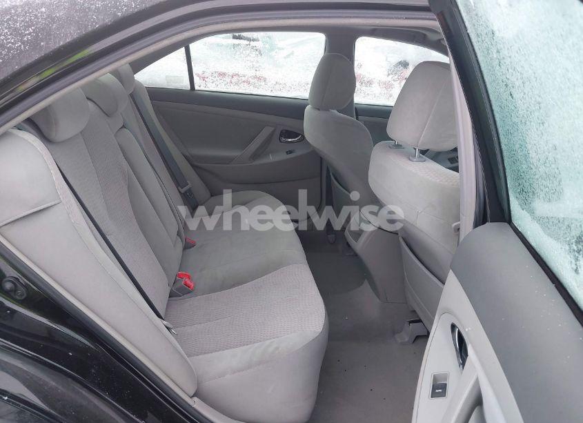 Photo 8 of 2011 Toyota Camry LE (VIN 4T4BF3EK3BR117720)