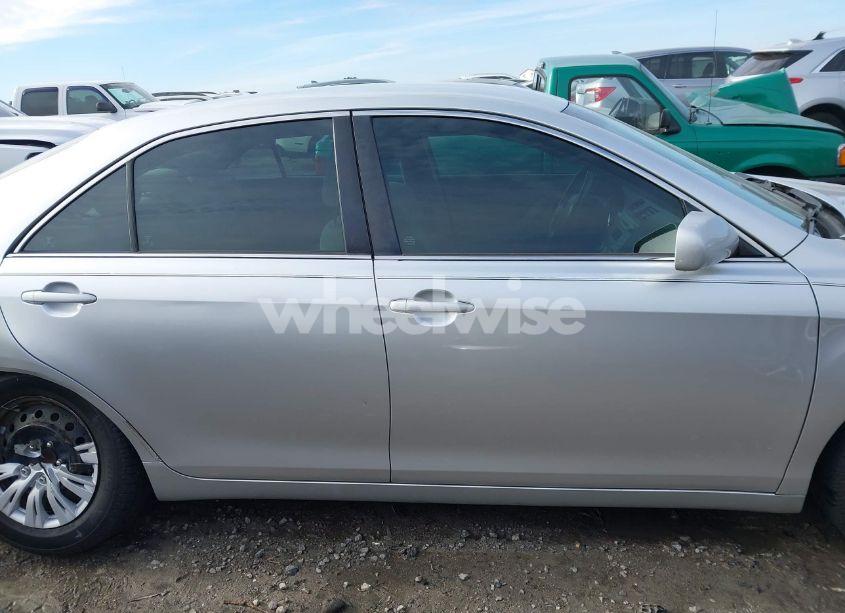 Photo 13 of 2011 Toyota Camry LE (VIN 4T4BF3EK3BR121962)