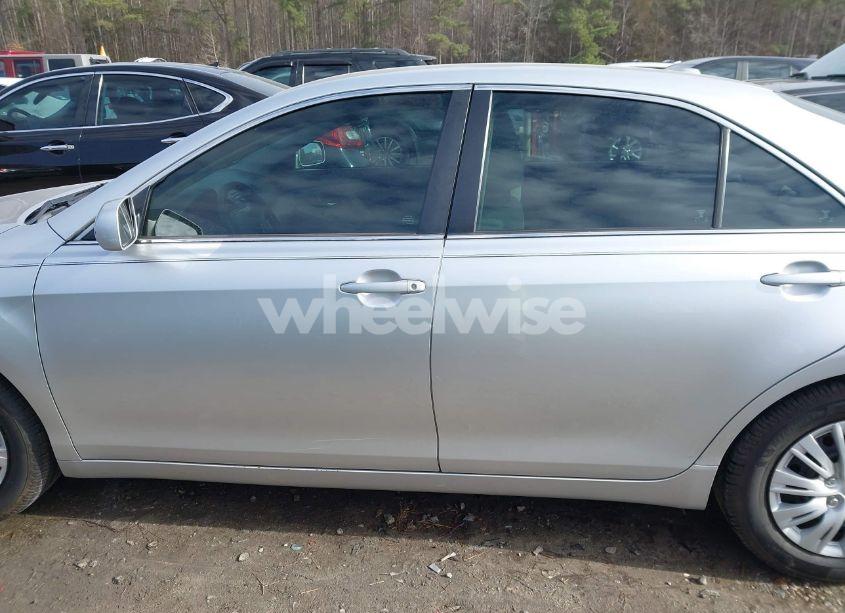 Photo 14 of 2011 Toyota Camry LE (VIN 4T4BF3EK3BR121962)