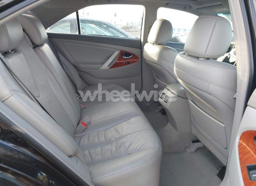 Photo 8 of 2011 Toyota Camry XLE (VIN 4T4BF3EK3BR124733)