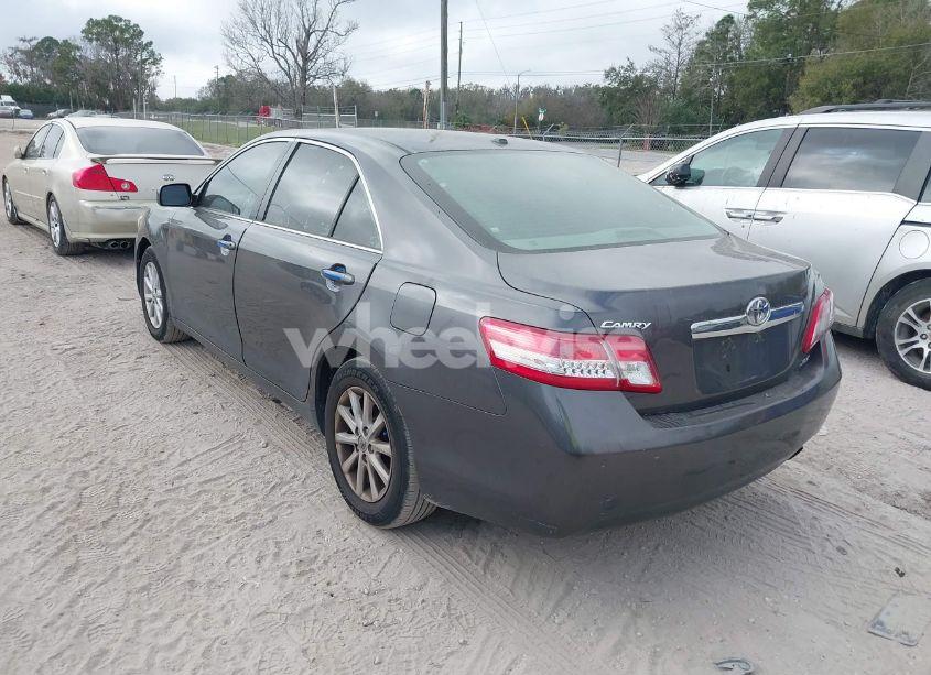 Photo 3 of 2011 Toyota Camry XLE (VIN 4T4BF3EK3BR155951)