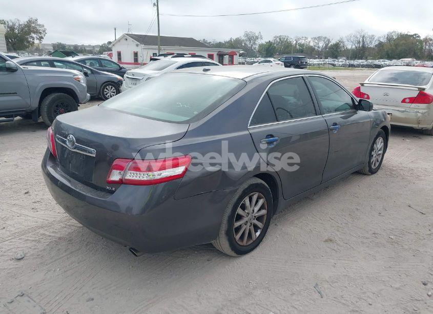 Photo 6 of 2011 Toyota Camry XLE (VIN 4T4BF3EK3BR155951)