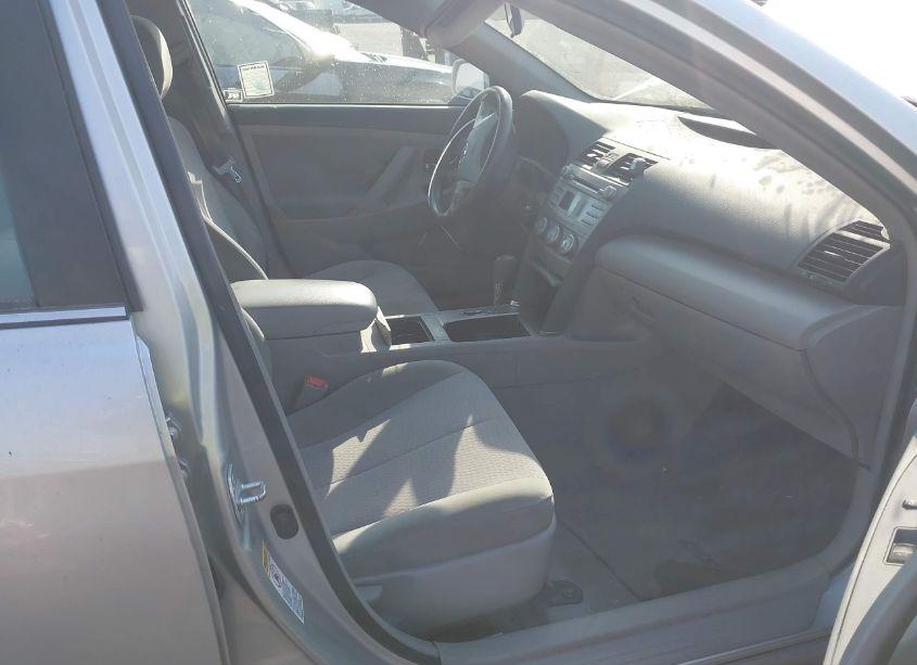 Photo 5 of 2011 Toyota Camry LE (VIN 4T4BF3EK3BR160437)