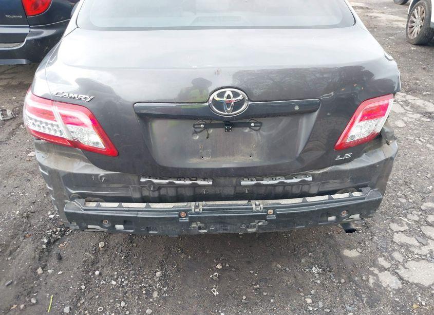 Photo 12 of 2011 Toyota Camry LE (VIN 4T4BF3EK3BR176198)