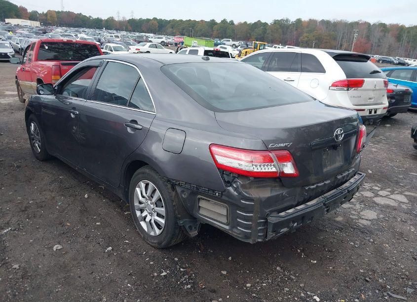 Photo 3 of 2011 Toyota Camry LE (VIN 4T4BF3EK3BR176198)