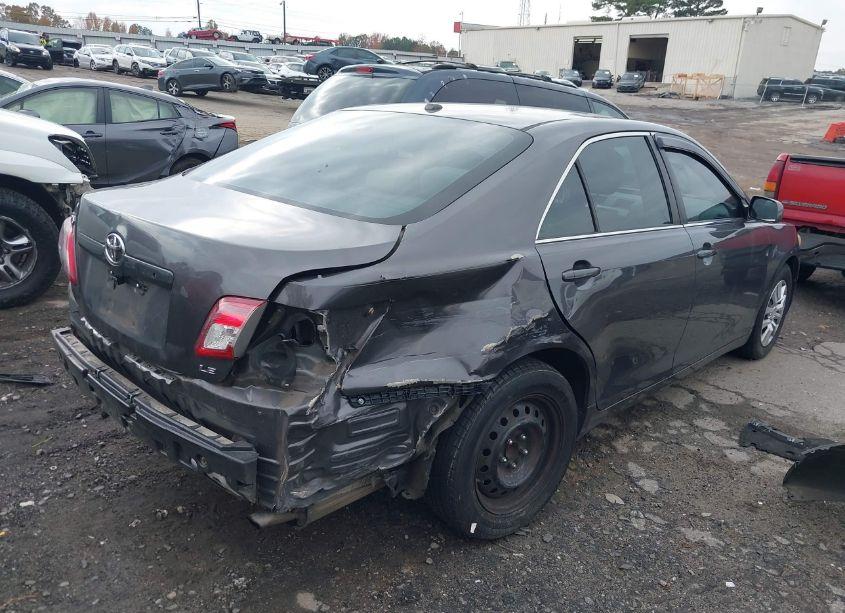 Photo 4 of 2011 Toyota Camry LE (VIN 4T4BF3EK3BR176198)