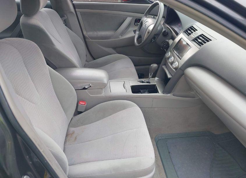 Photo 5 of 2011 Toyota Camry LE (VIN 4T4BF3EK3BR176198)