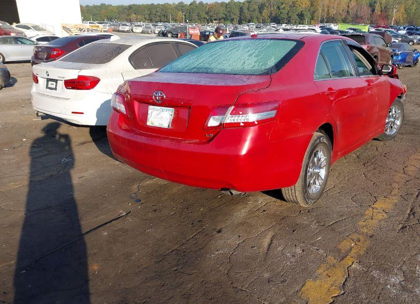 Photo 4 of 2011 Toyota Camry LE (VIN 4T4BF3EK3BR178159)