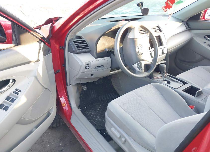 Photo 5 of 2011 Toyota Camry LE (VIN 4T4BF3EK3BR178159)