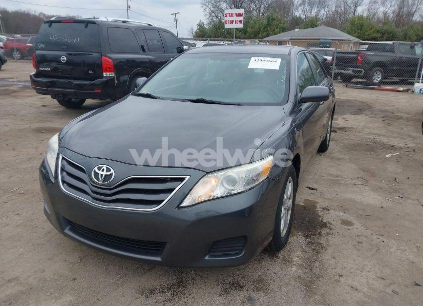 Photo 2 of 2011 Toyota Camry LE (VIN 4T4BF3EK3BR191364)