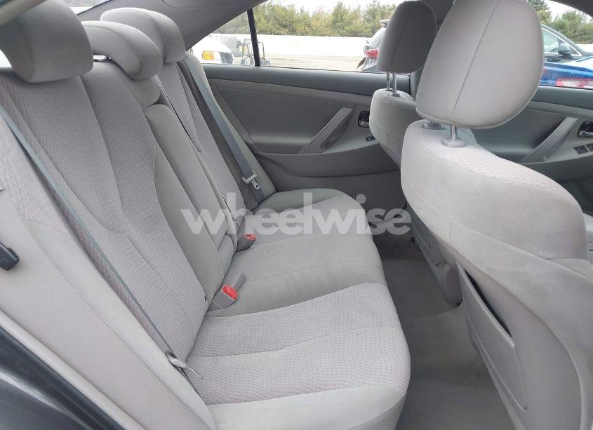 Photo 8 of 2011 Toyota Camry LE (VIN 4T4BF3EK3BR191364)