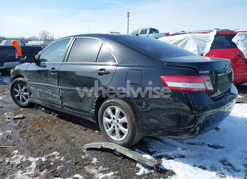 Photo 3 of 2011 Toyota Camry LE (VIN 4T4BF3EK3BR202489)