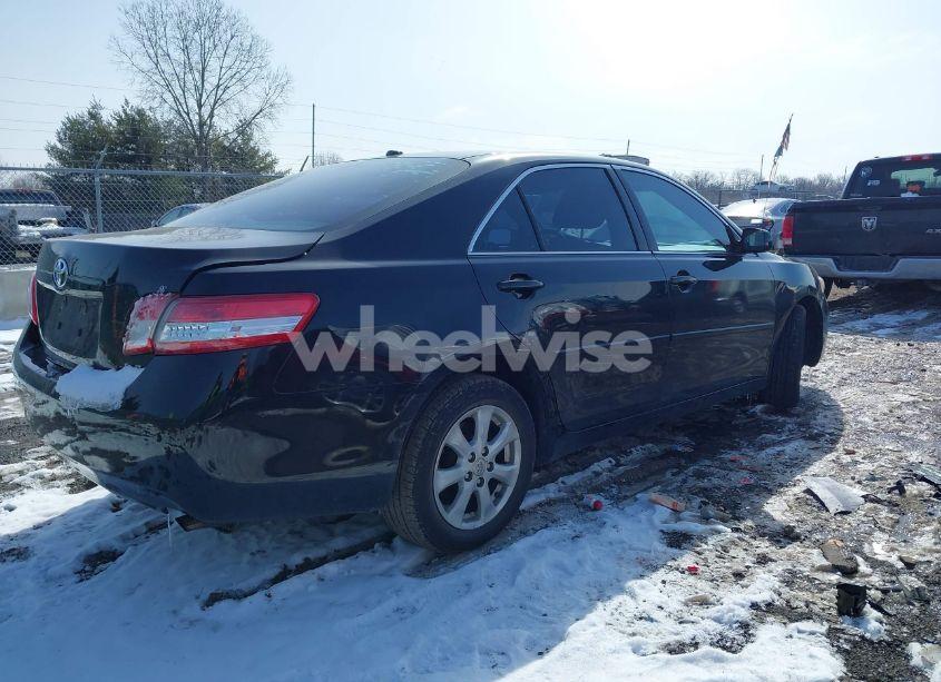 Photo 4 of 2011 Toyota Camry LE (VIN 4T4BF3EK3BR202489)
