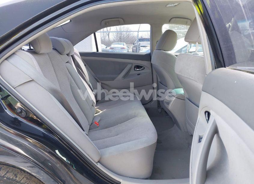 Photo 8 of 2011 Toyota Camry LE (VIN 4T4BF3EK3BR202489)