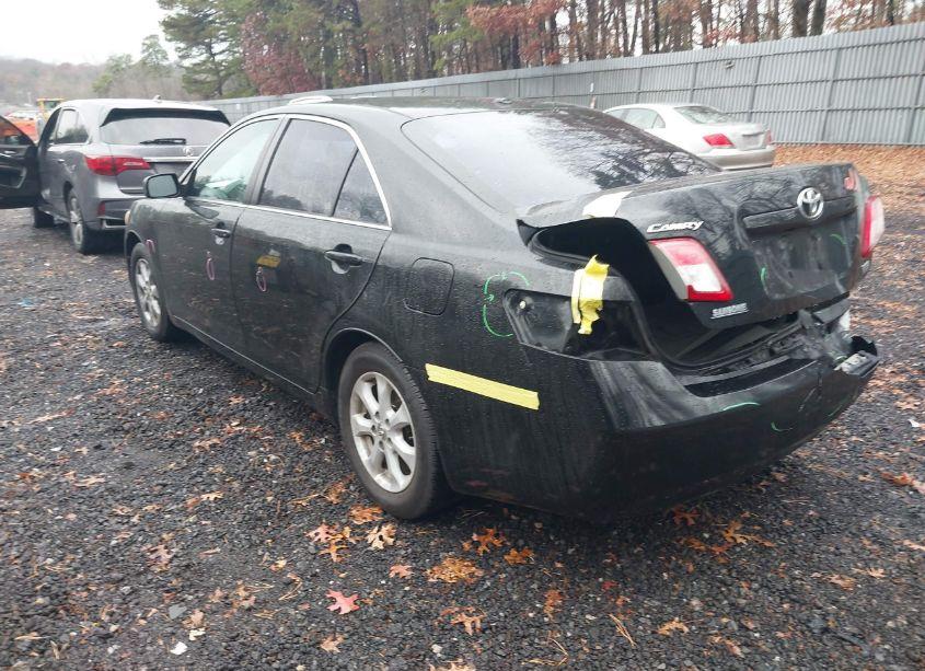 Photo 3 of 2011 Toyota Camry LE (VIN 4T4BF3EK3BR202511)