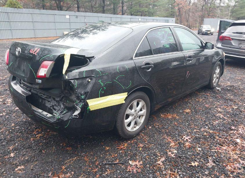 Photo 4 of 2011 Toyota Camry LE (VIN 4T4BF3EK3BR202511)