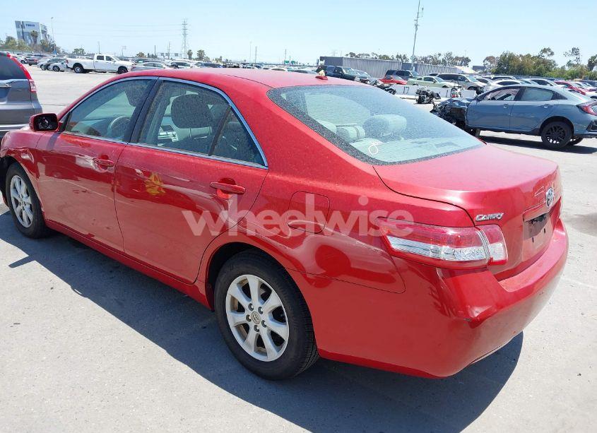 Photo 3 of 2011 Toyota Camry LE (VIN 4T4BF3EK3BR203139)