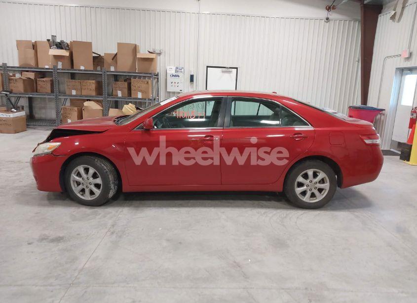 Photo 13 of 2011 Toyota Camry LE (VIN 4T4BF3EK3BR207806)