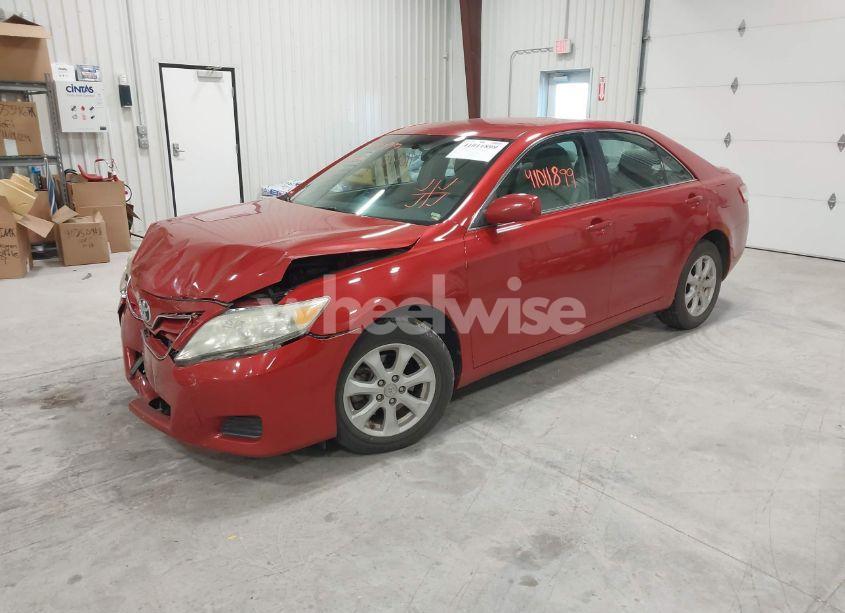 Photo 2 of 2011 Toyota Camry LE (VIN 4T4BF3EK3BR207806)