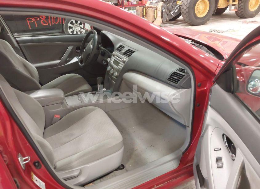 Photo 5 of 2011 Toyota Camry LE (VIN 4T4BF3EK3BR207806)