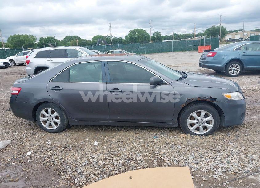 Photo 13 of 2011 Toyota Camry LE (VIN 4T4BF3EK3BR208101)