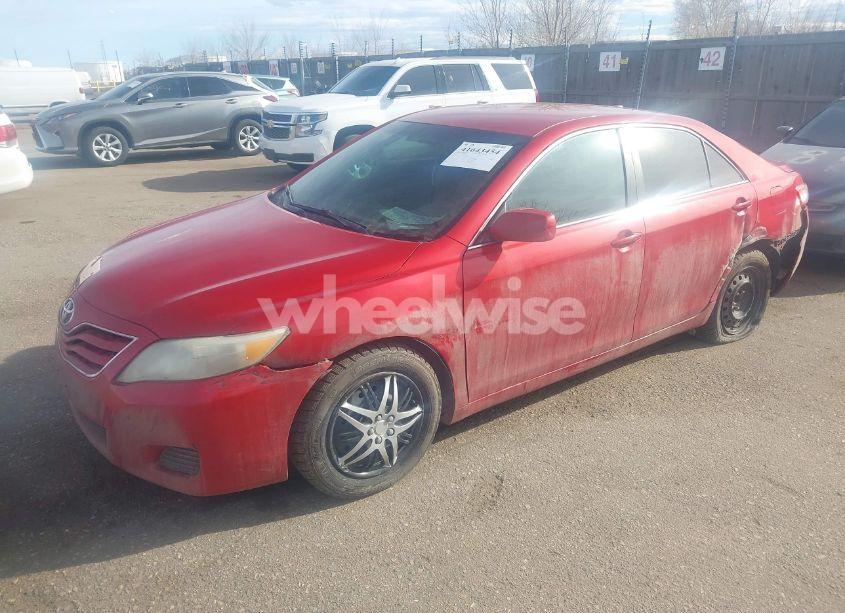 Photo 2 of 2010 Toyota Camry LE (VIN 4T4BF3EK4AR020119)