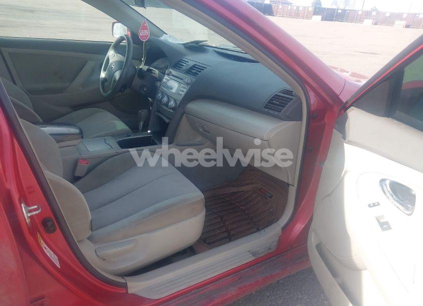 Photo 5 of 2010 Toyota Camry LE (VIN 4T4BF3EK4AR020119)