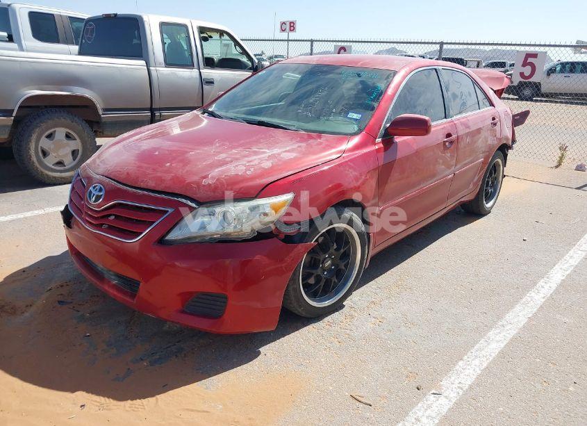 Photo 2 of 2010 Toyota Camry LE (VIN 4T4BF3EK4AR048423)