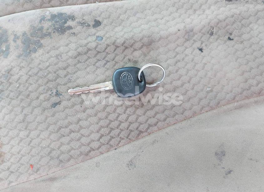 Photo 11 of 2010 Toyota Camry BASE (RETAIL ORDERS ONLY) (A5) (VIN 4T4BF3EK4AR054268)