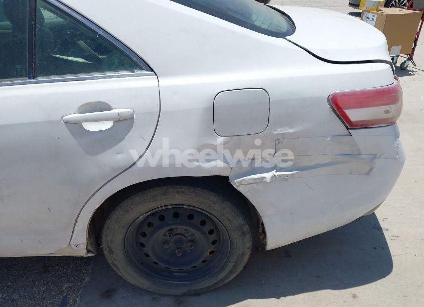 Photo 14 of 2010 Toyota Camry BASE (RETAIL ORDERS ONLY) (A5) (VIN 4T4BF3EK4AR054268)