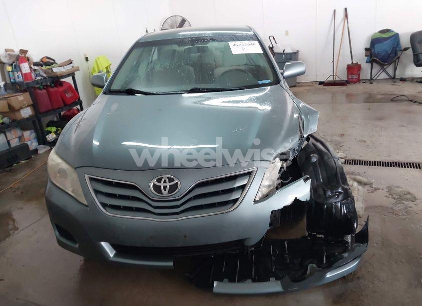 Photo 12 of 2010 Toyota Camry LE (VIN 4T4BF3EK4AR066050)