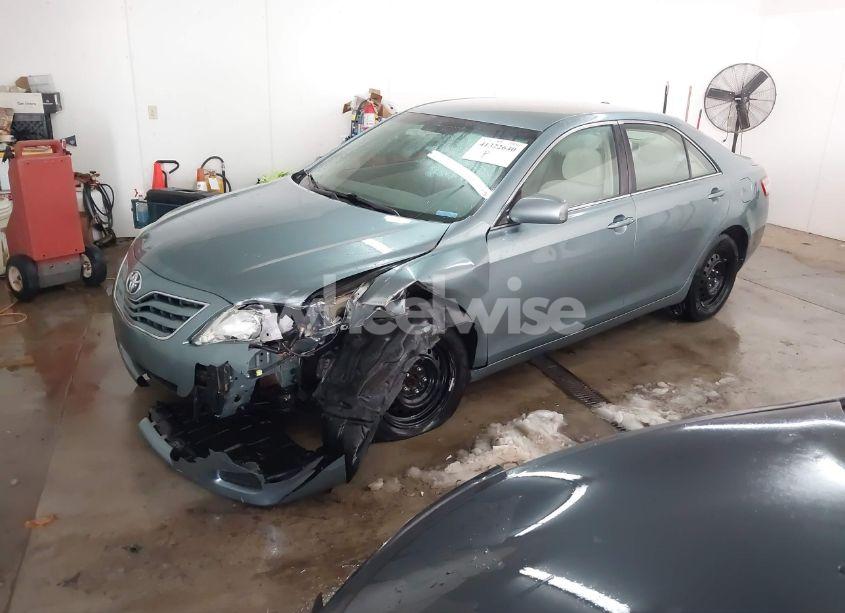 Photo 2 of 2010 Toyota Camry LE (VIN 4T4BF3EK4AR066050)