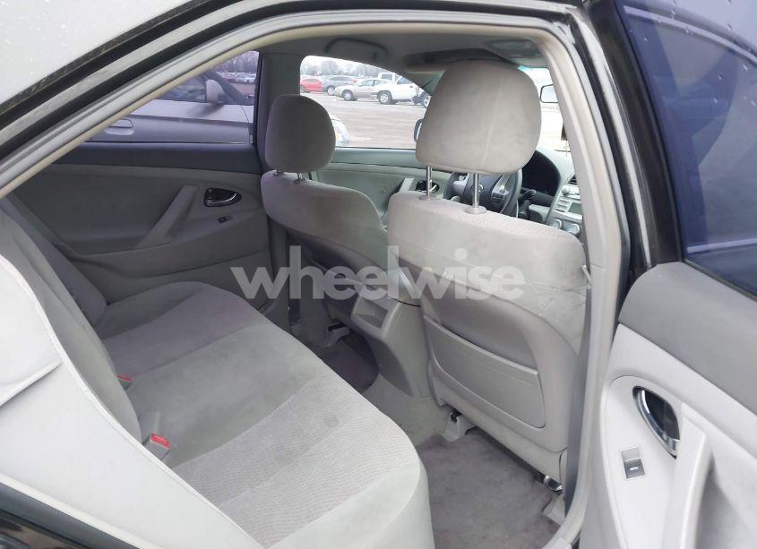 Photo 8 of 2010 Toyota Camry LE (VIN 4T4BF3EK4AR066579)